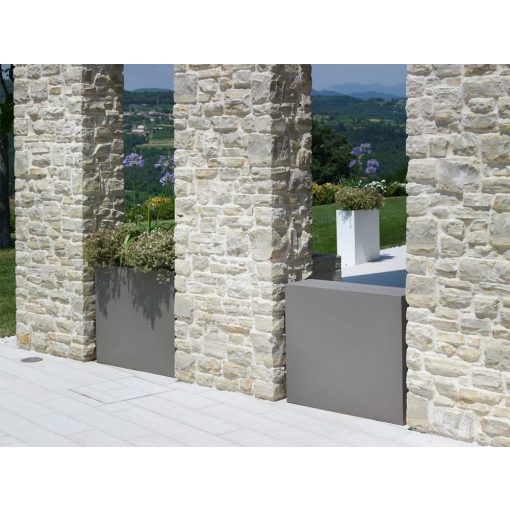 Kube High Slim Cassetta Design-Kaspó