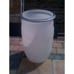  Műanyag hordó  80 Literes Csattal