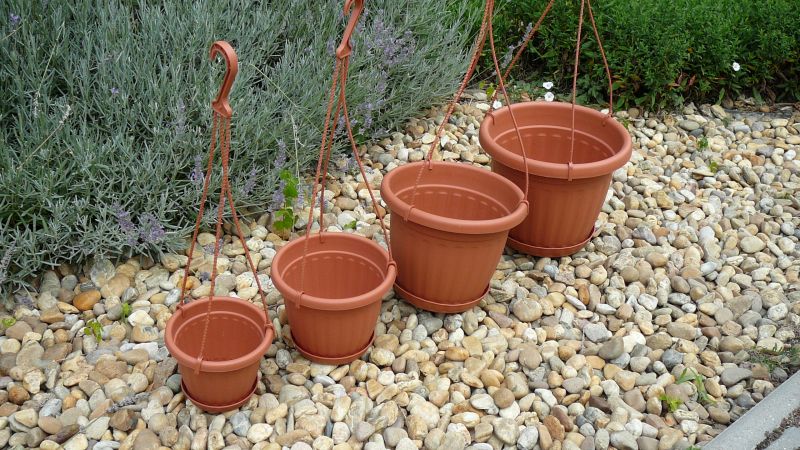 Capri függeszthető virágcserép 30 cm Capri függeszthető virágcserép 30 cm